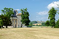 Vue depuis le parc du château - Chateau de Montbras